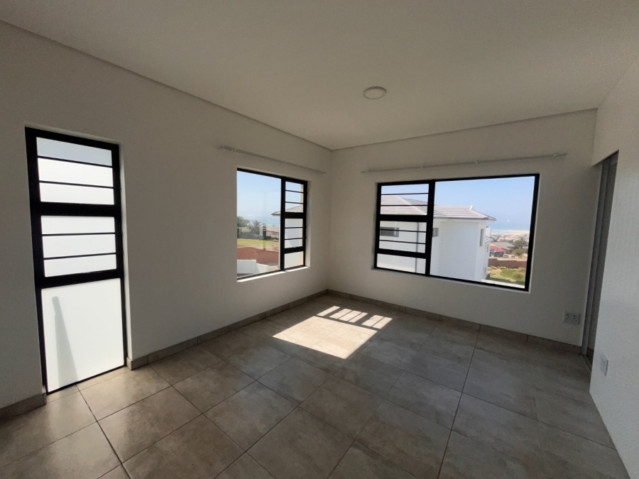 3 Bedroom Property for Sale in Jeffreys Bay Central Eastern Cape